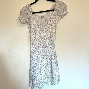 HOLLISTER Floral Spring Wrap Dress Size XS